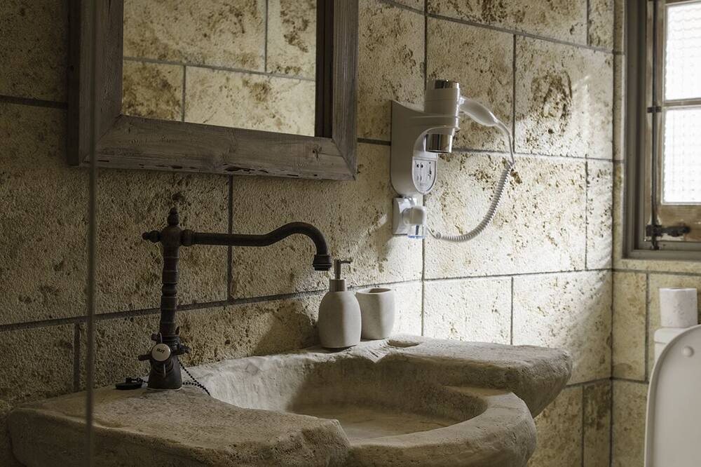Photo of Bathroom in Ibiza City Centre
