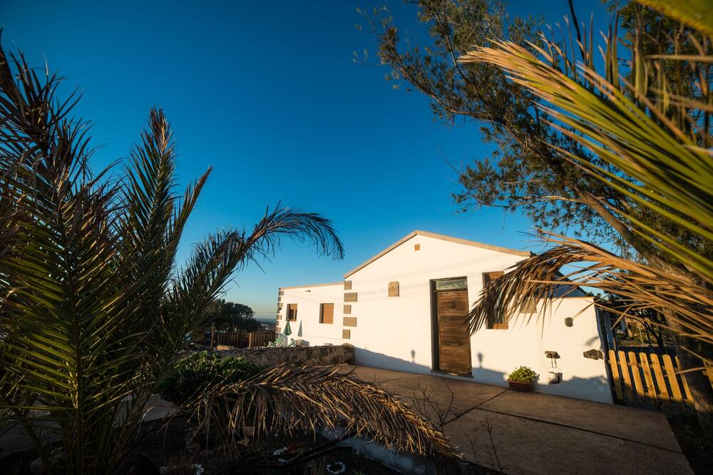 Photo of Outdoor in La Ampuyenta