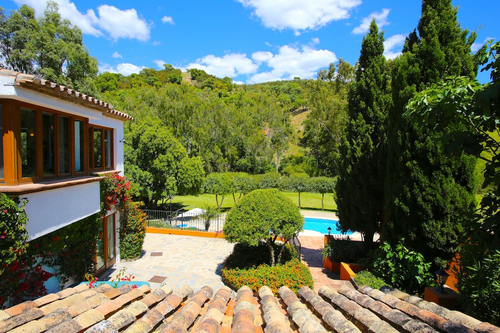 Photo of Others in Casares