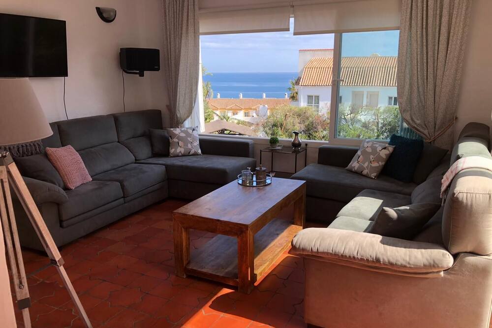 Photo of Livingroom in Bahia de Casares