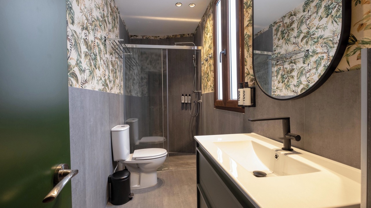 Photo of Bathroom in La Trinidad-San Juan y Todos los Santos