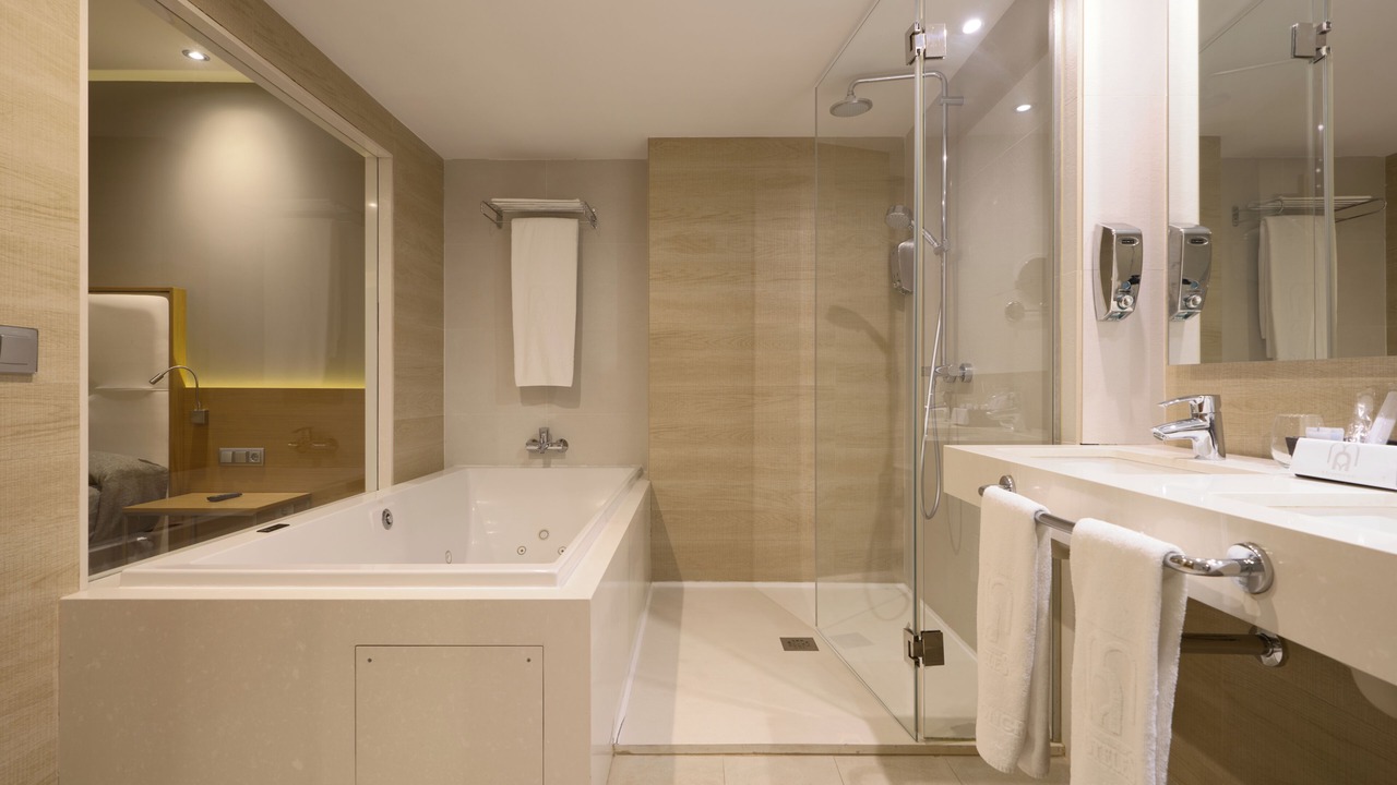 Photo of Bathroom in Este-Alcosa-Torreblanca