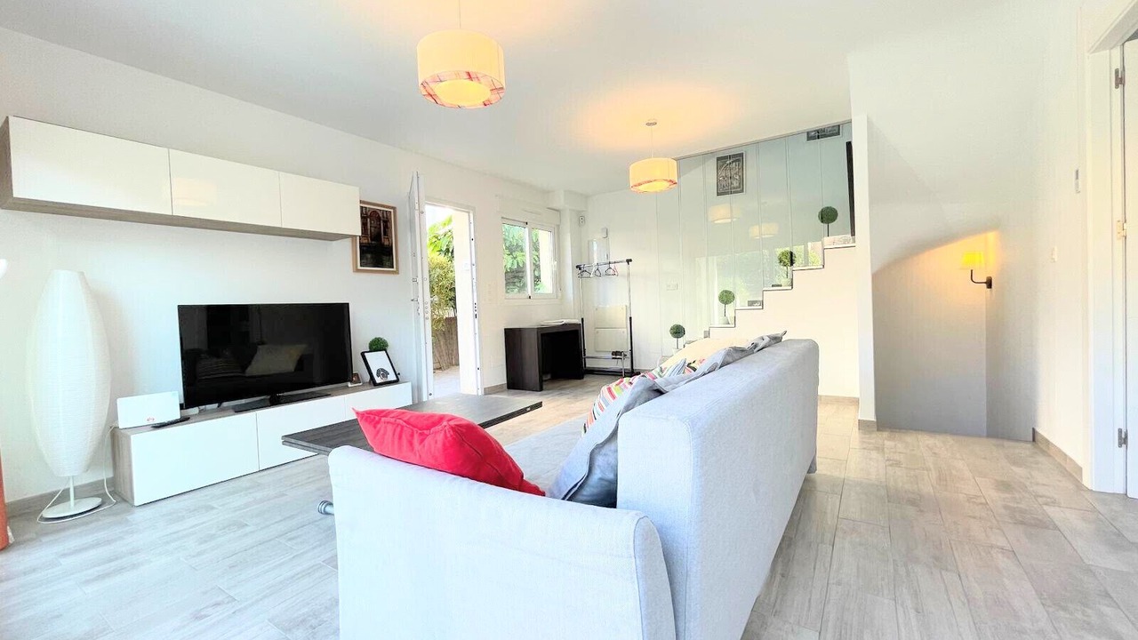 Photo of Livingroom in Puerto Marino
