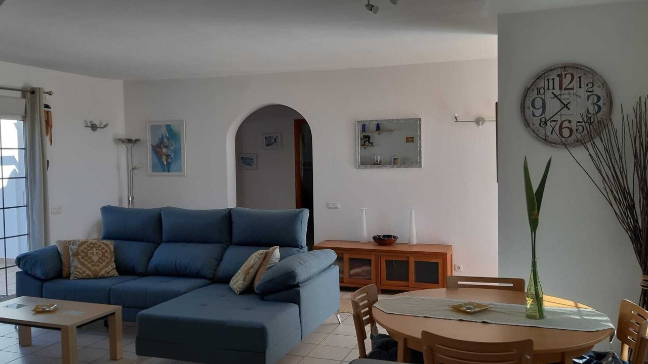 Photo of Livingroom in Triquivijate