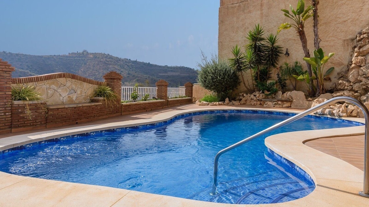 Photo of Outdoor in Benagalbon