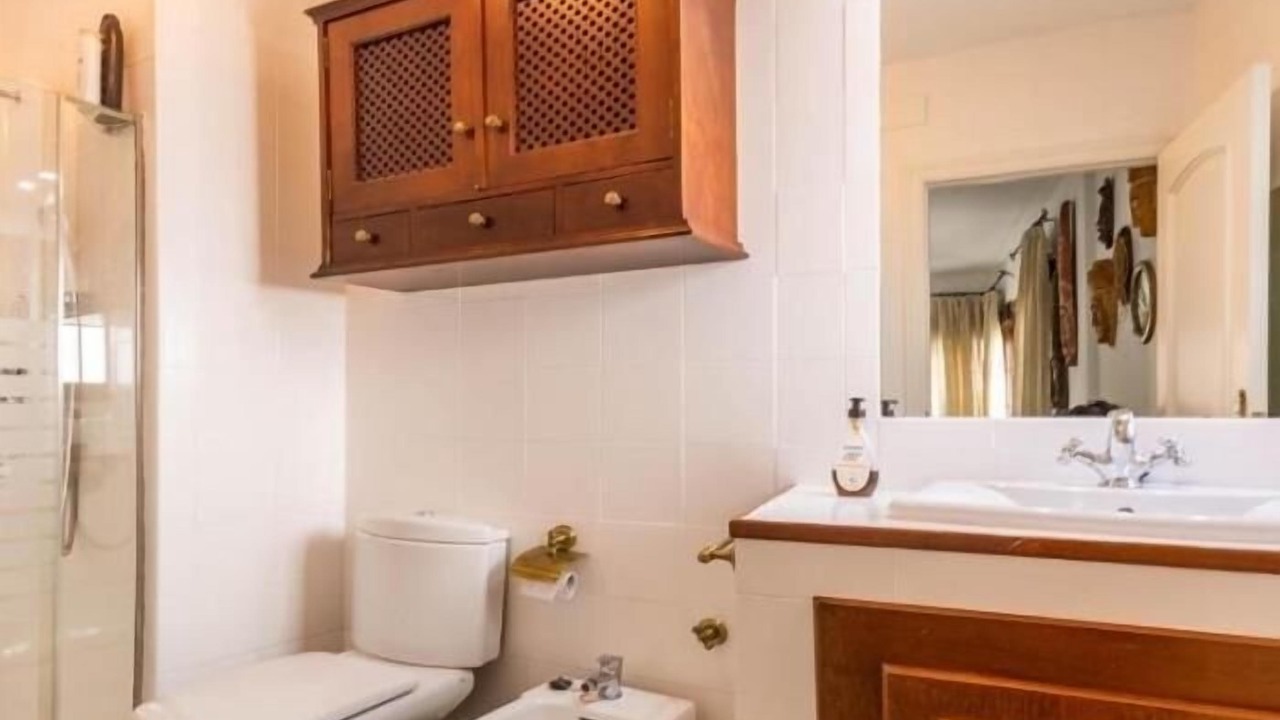 Photo of Bathroom in San Francisco-Ribera