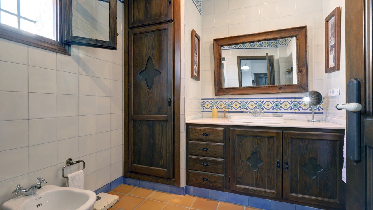 Photo of Bathroom in Los Angeles