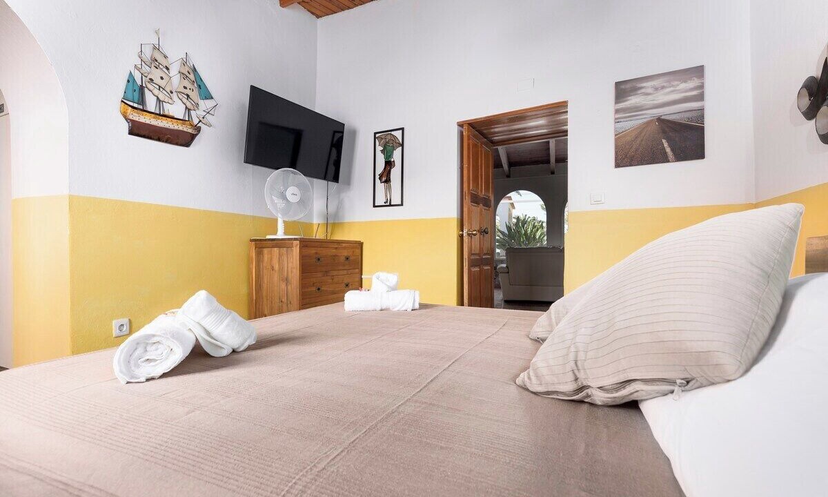 Photo of Bedroom in Triquivijate
