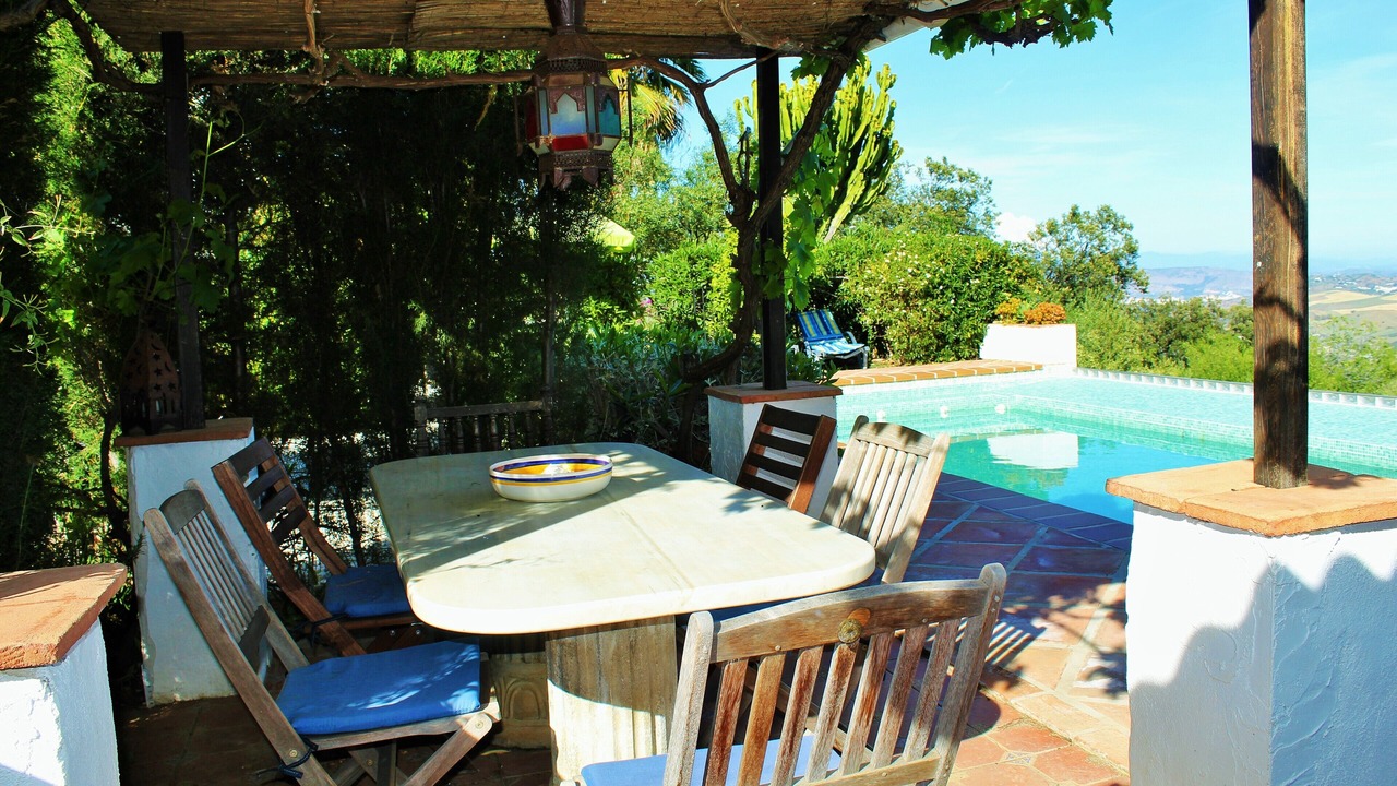 Photo of Outdoor in Alozaina