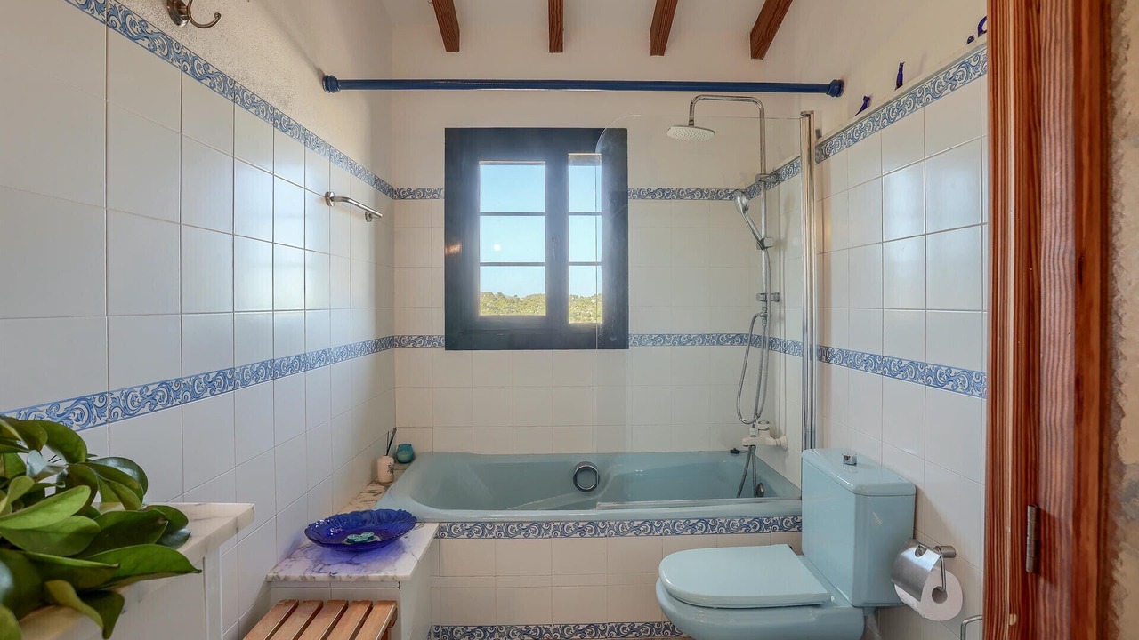 Photo of Bathroom in Inca