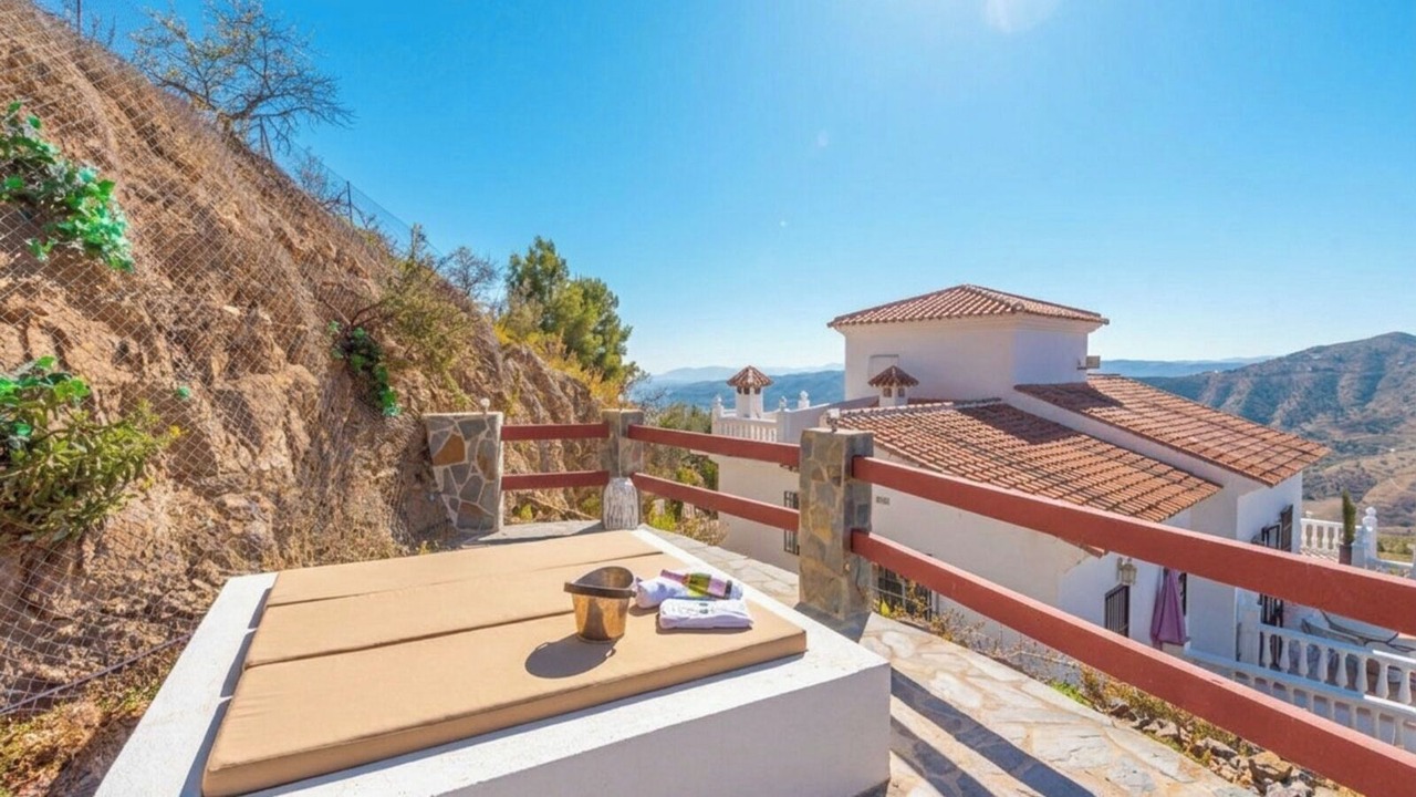 Photo of Patio Balcony in Sayalonga