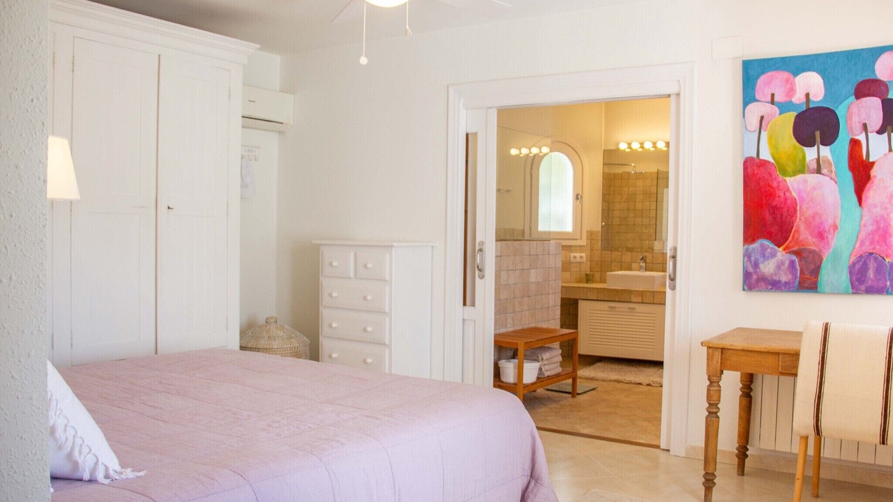 Photo of Bedroom in Arnella