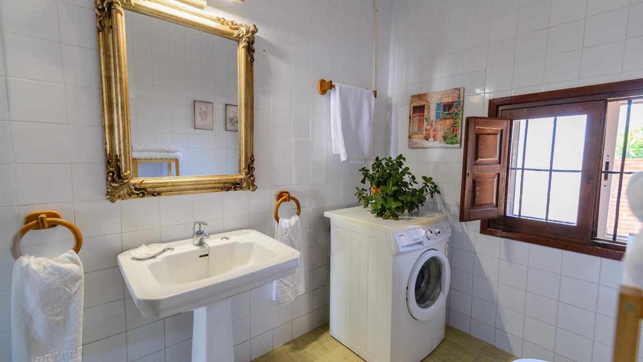 Photo of Bathroom in Alcaucin