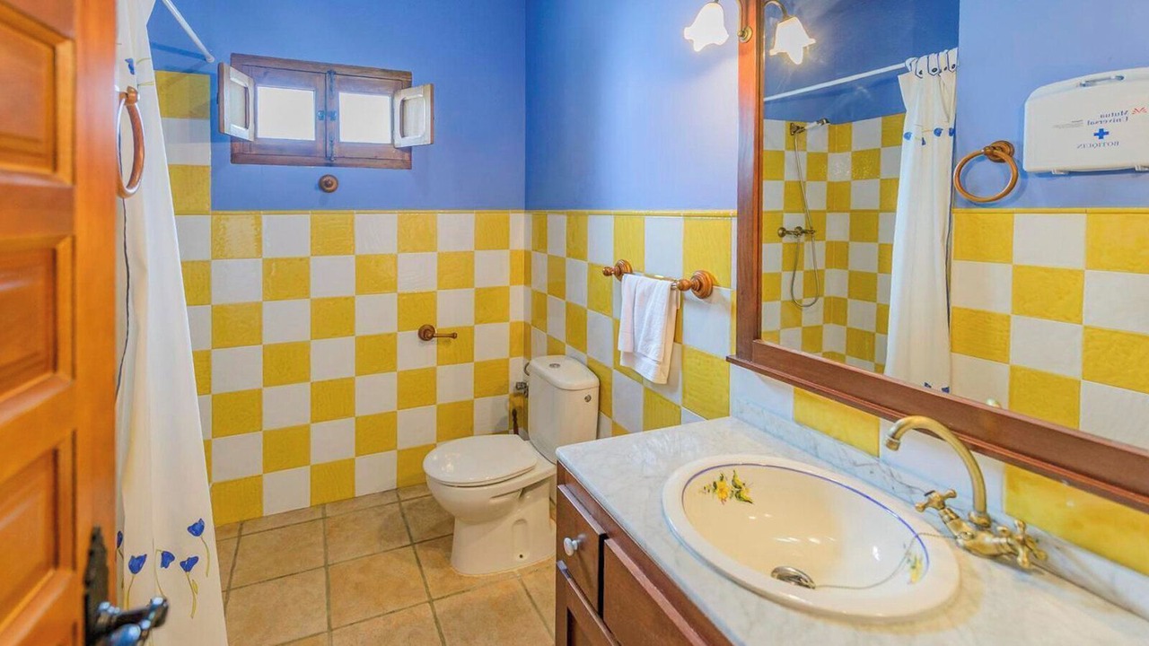 Photo of Bathroom in Iznajar