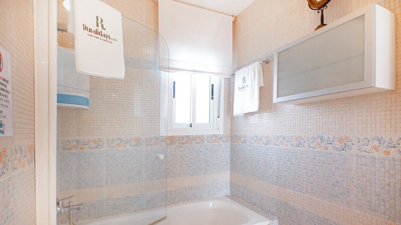 Photo of Bathroom in El Pozo de los Frailes