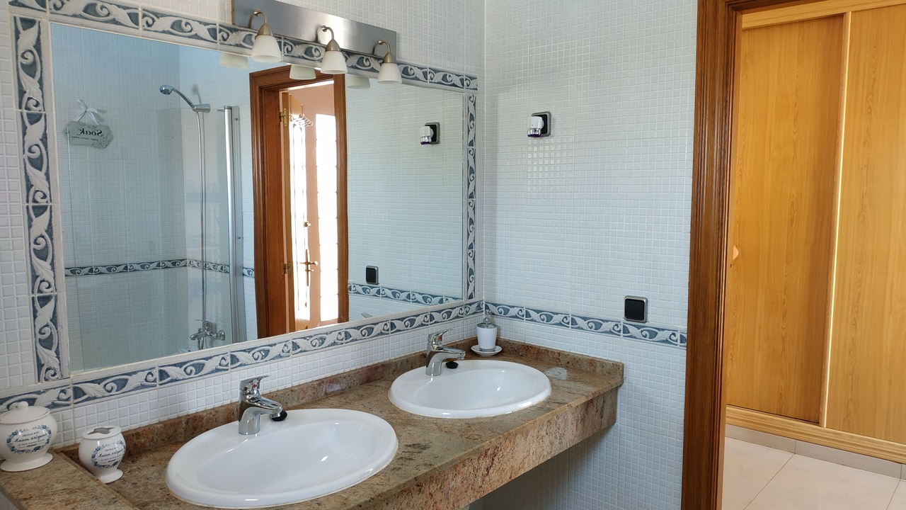 Photo of Bathroom in Triquivijate