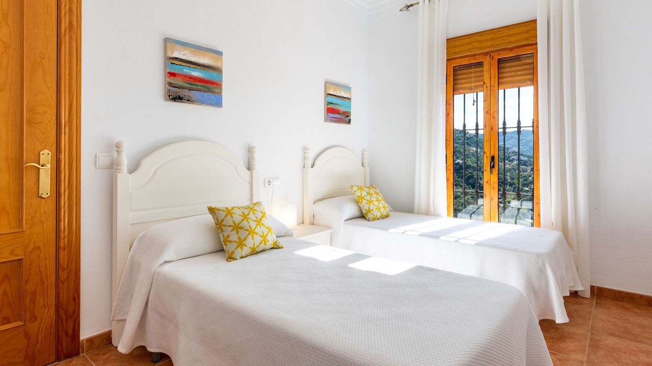 Photo of Bedroom in Almogia