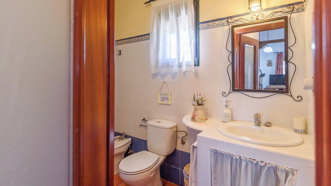 Photo of Bathroom in La Puebla de los Infantes
