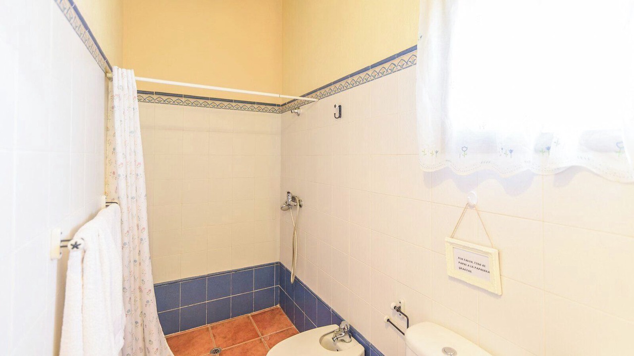 Photo of Bathroom in La Puebla de los Infantes