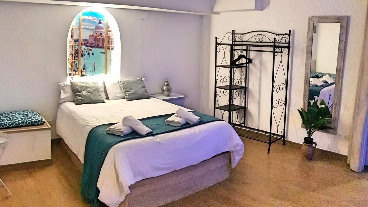 Photo of Bedroom in Jewish Quarter