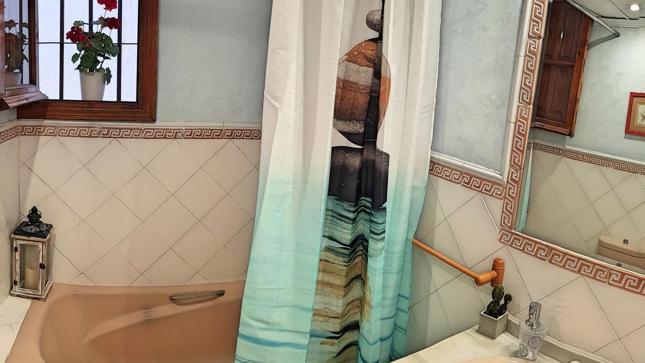 Photo of Bathroom in Jewish Quarter