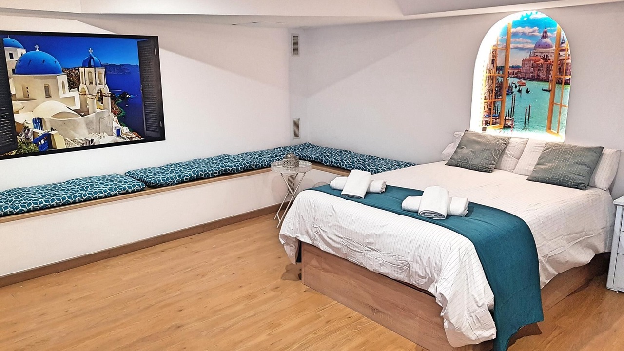 Photo of Bedroom in Jewish Quarter