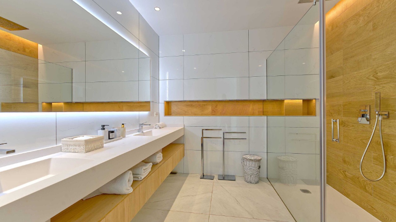 Photo of Bathroom in Puerto Banus