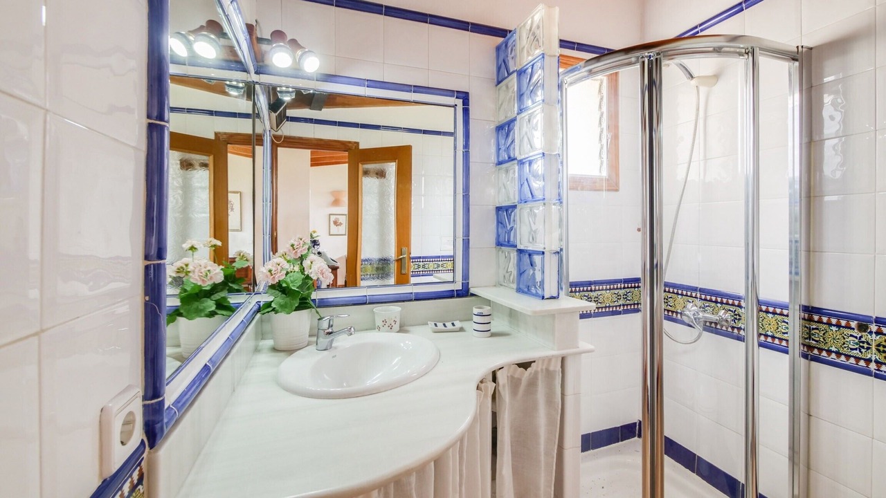 Photo of Bathroom in Inca