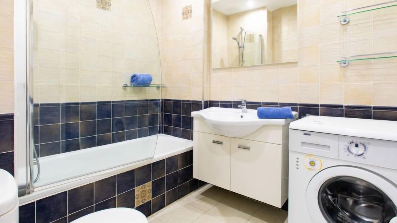 Photo of Bathroom in Nerja City Centre