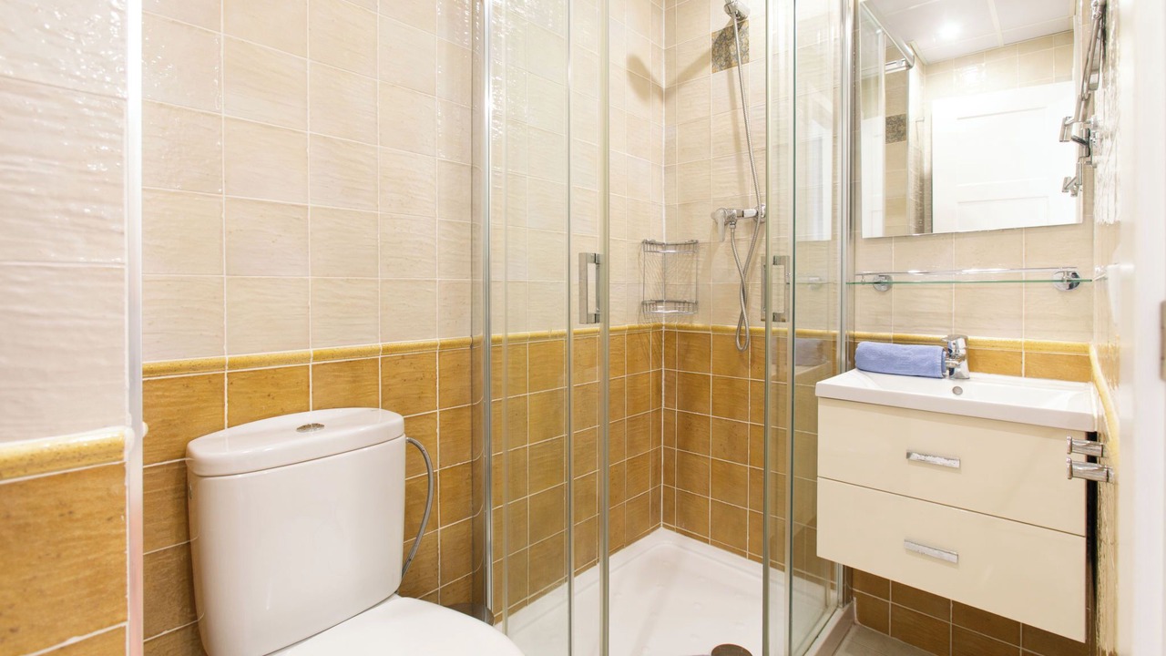Photo of Bathroom in Nerja City Centre