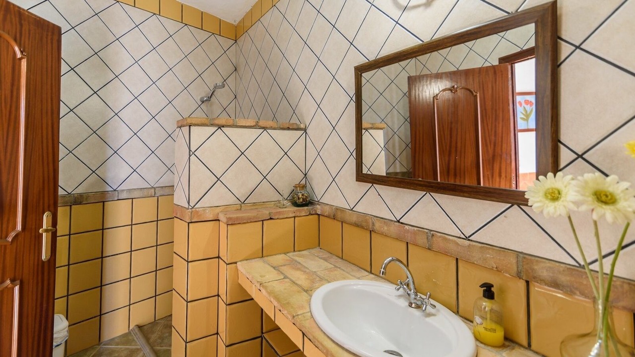 Photo of Bathroom in La Puebla de los Infantes