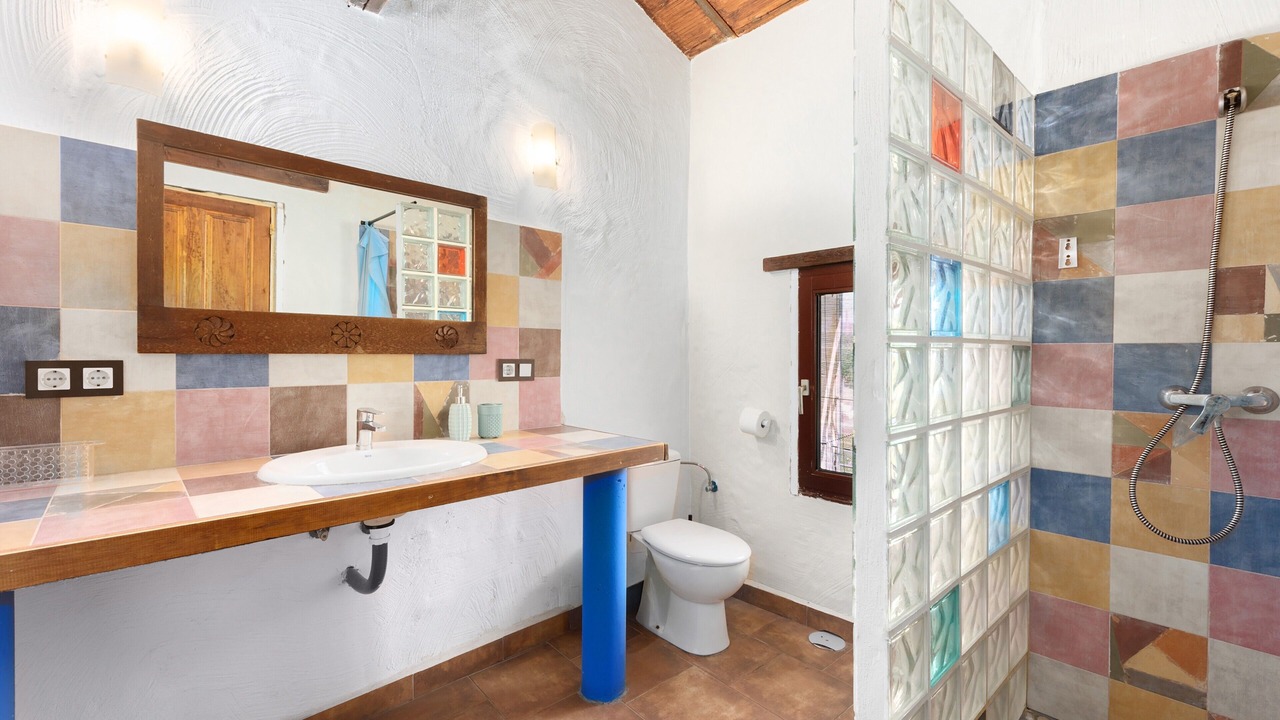 Photo of Bathroom in Almogia