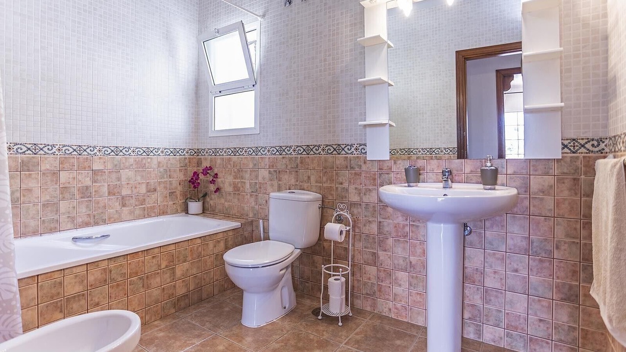 Photo of Bathroom in Nerja