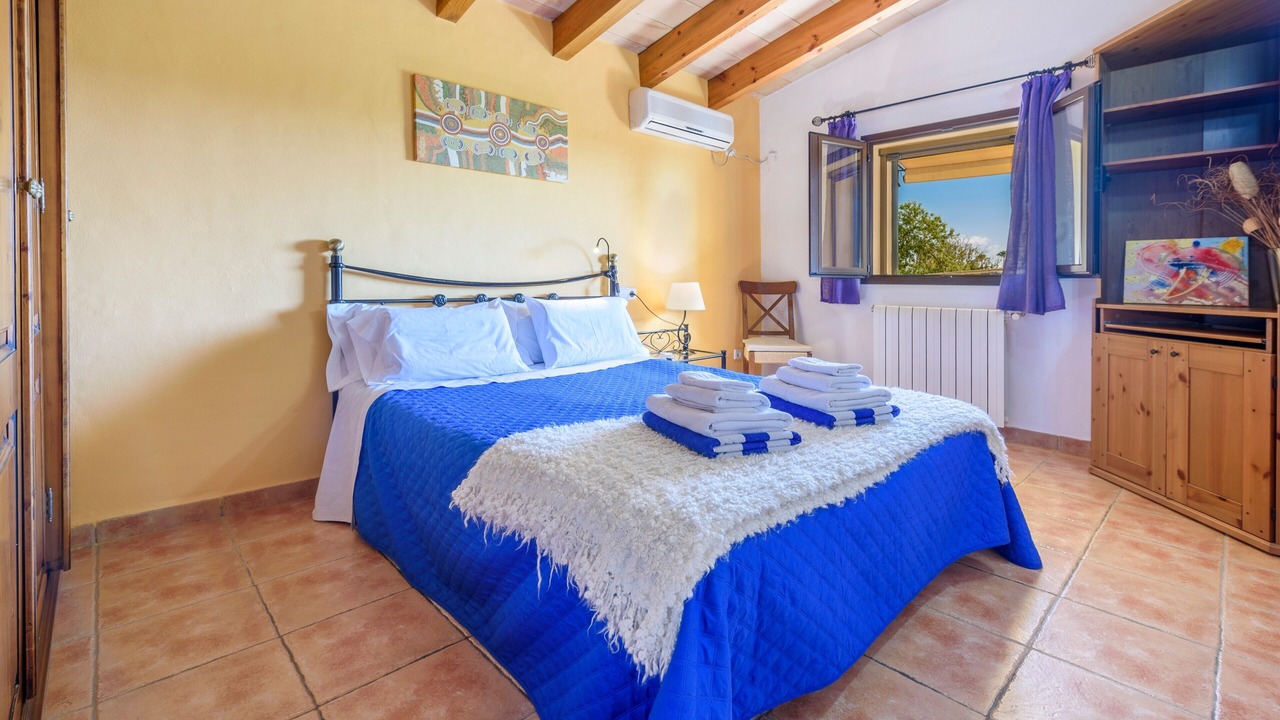 Photo of Bedroom in Inca