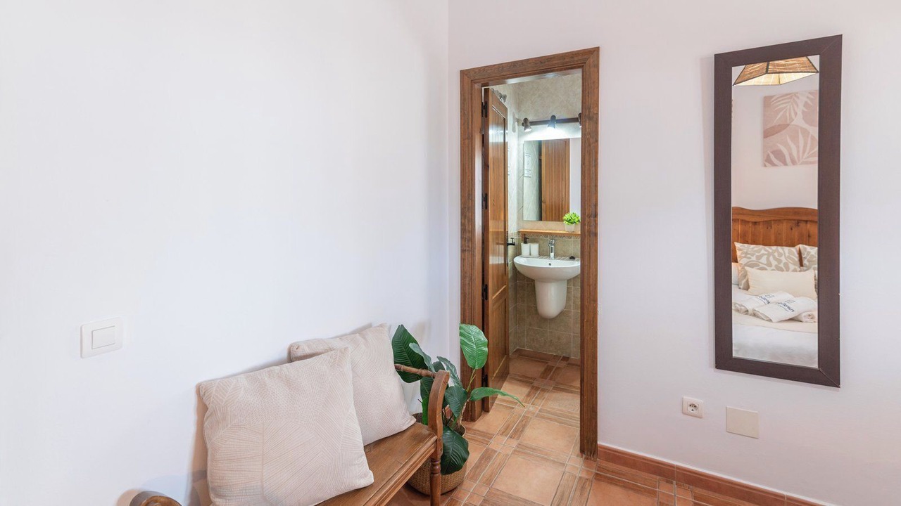 Photo of Bedroom in Sayalonga
