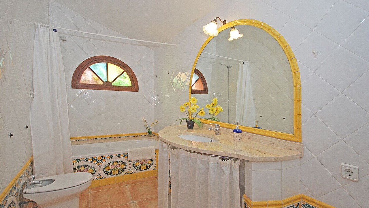 Photo of Bathroom in Inca