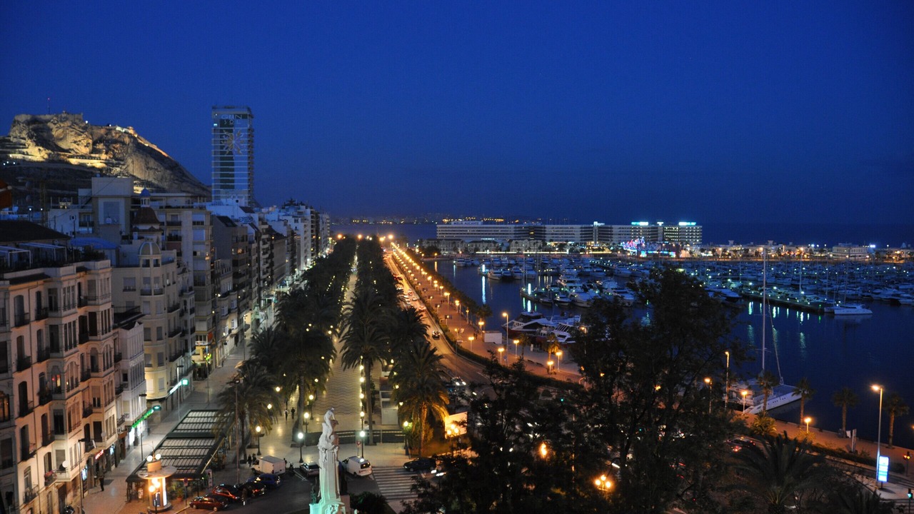 Photo of Others in Raval Roig