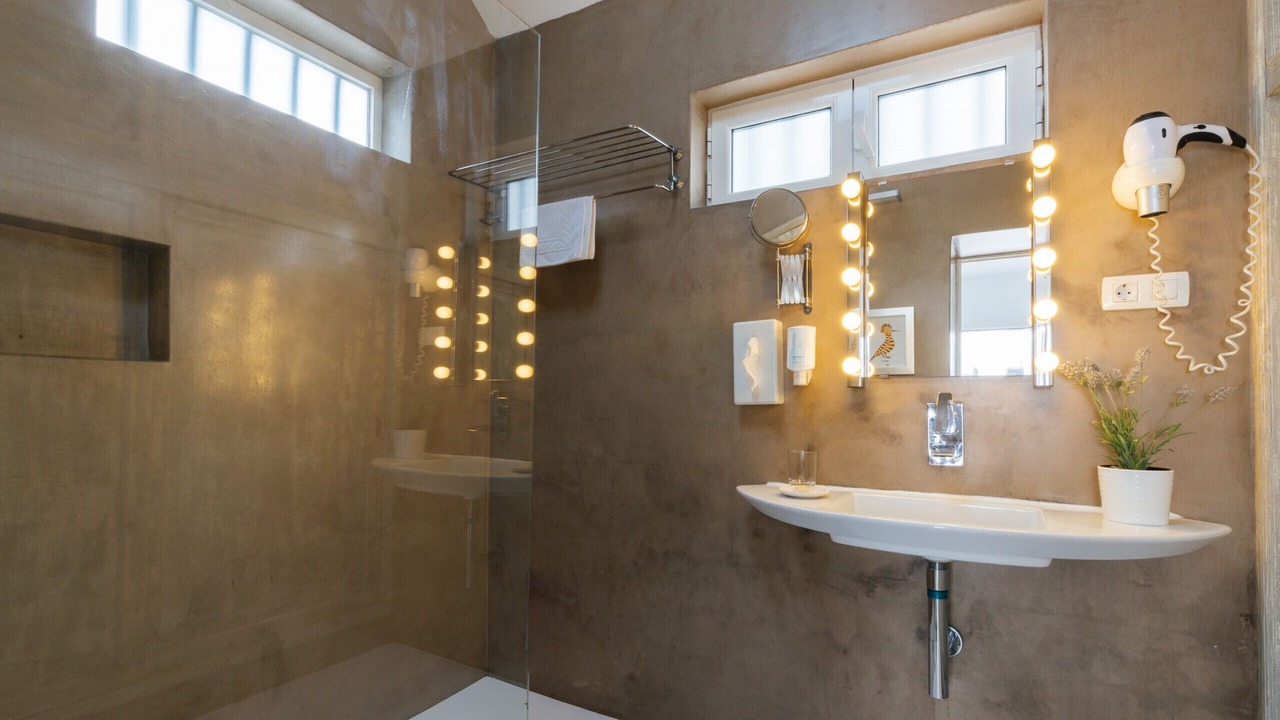Photo of Bathroom in El Golfo