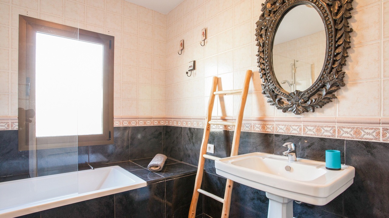Photo of Bathroom in Lajares