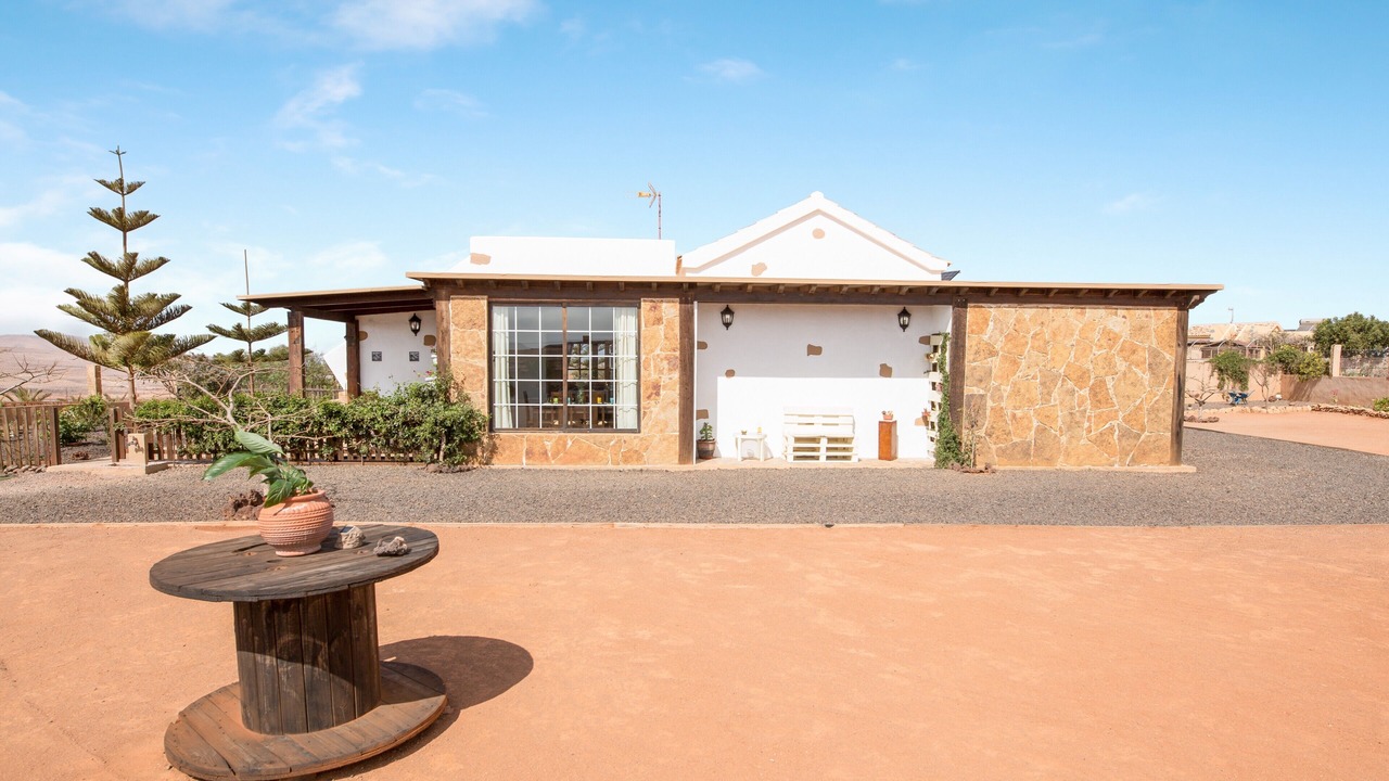 Photo of Outdoor in La Ampuyenta