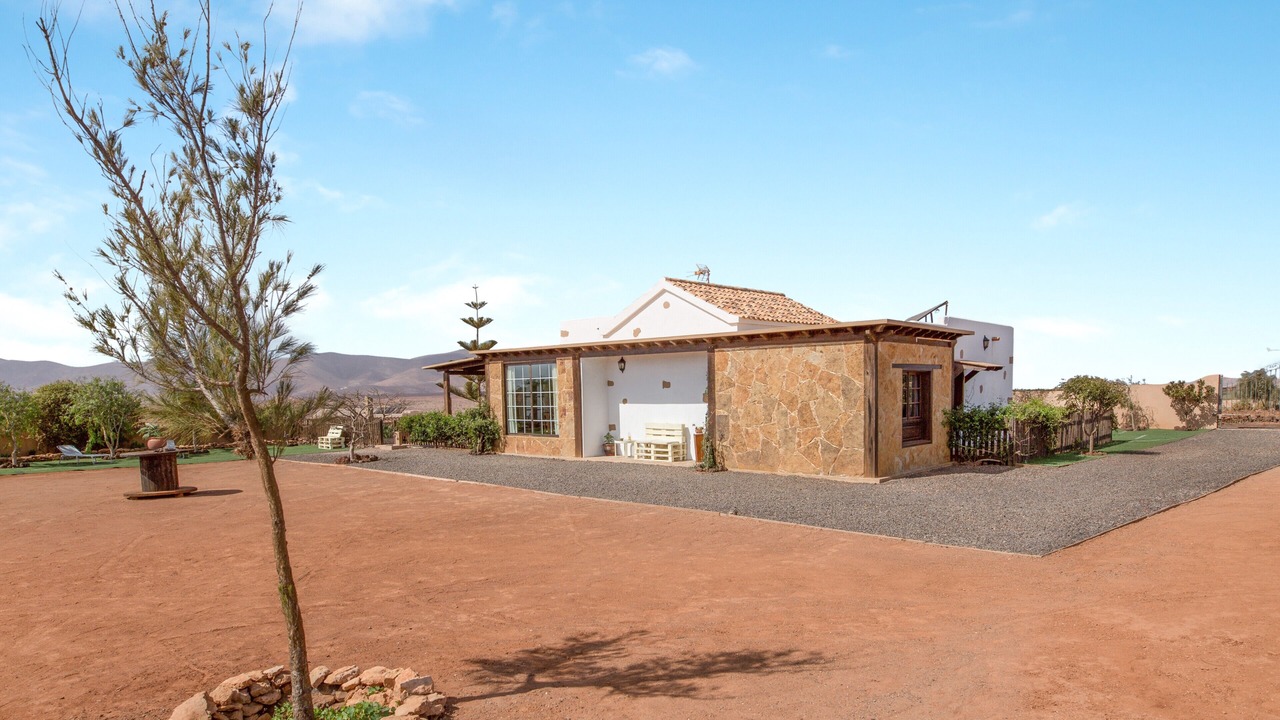 Photo of Outdoor in La Ampuyenta