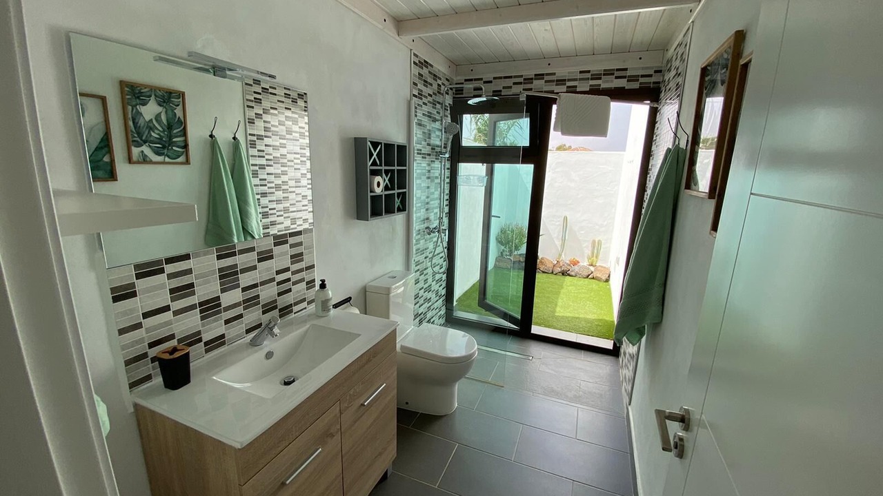 Photo of Bathroom in La Oliva
