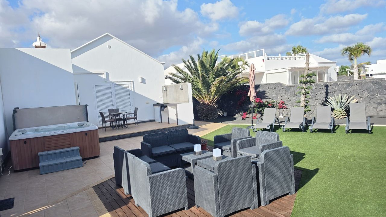 Photo of Patio Balcony in Playa Blanca