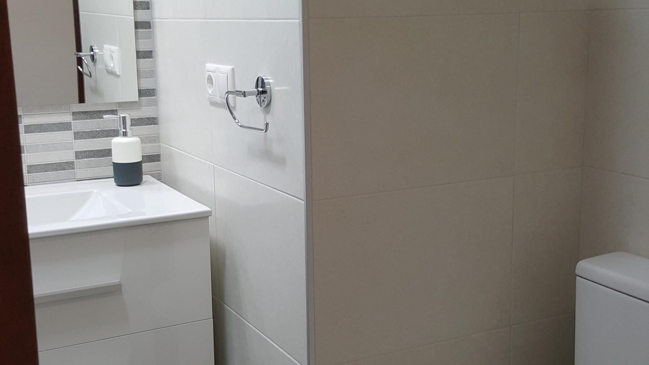 Photo of Bathroom in La Trinidad-San Juan y Todos los Santos