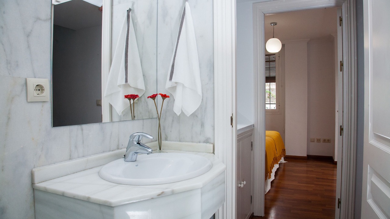 Photo of Bathroom in Jewish Quarter