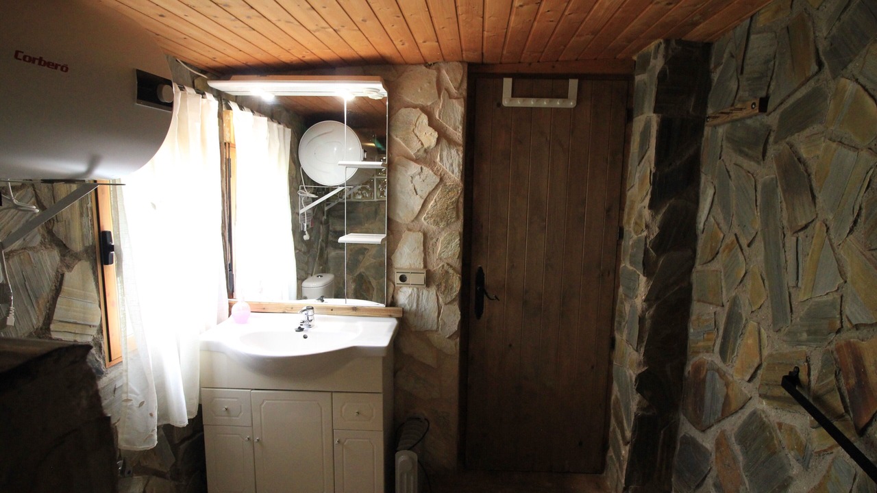 Photo of Bathroom in Chinorlet