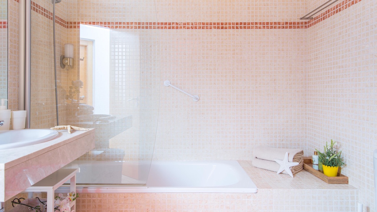 Photo of Bathroom in Costa de Antigua