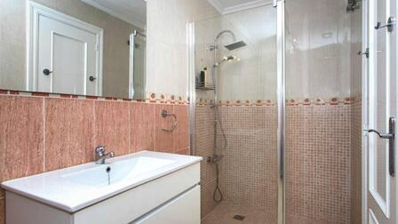 Photo of Bathroom in Formentera de Segura
