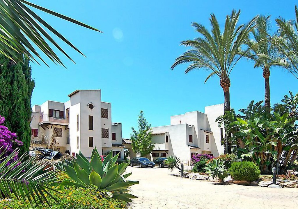 Photo of Buildings in Bahia de Casares
