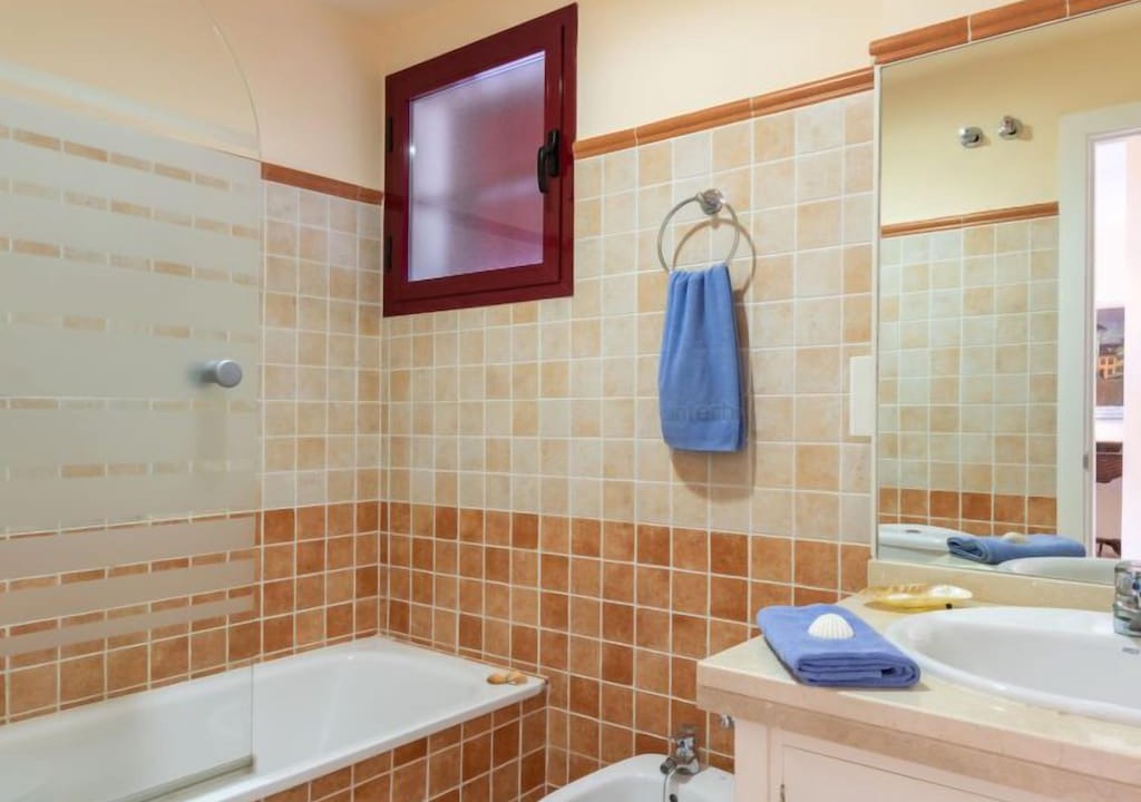 Photo of Bathroom in Bahia de Casares